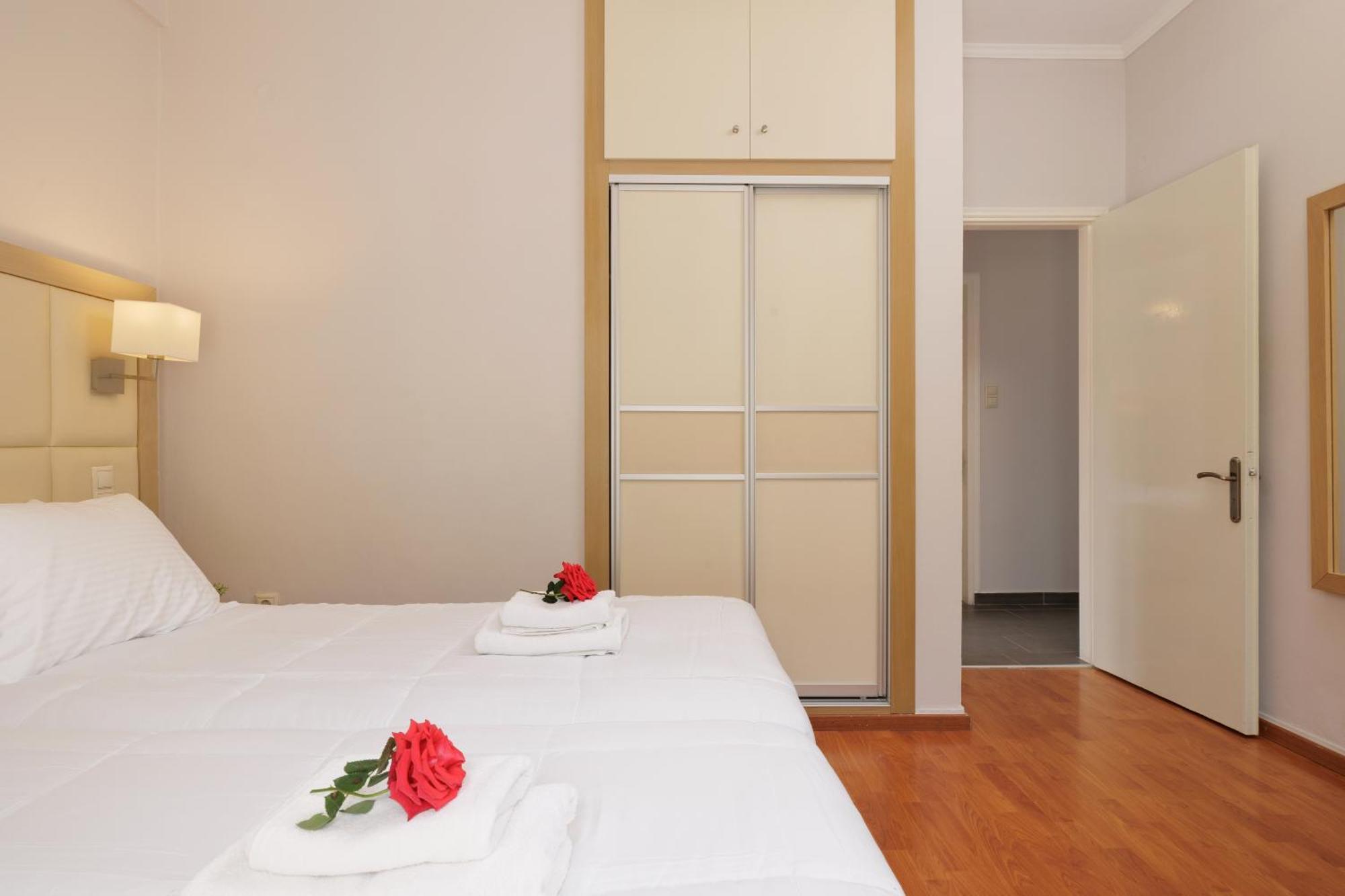 Santos Luxury Apartments Дасия Екстериор снимка