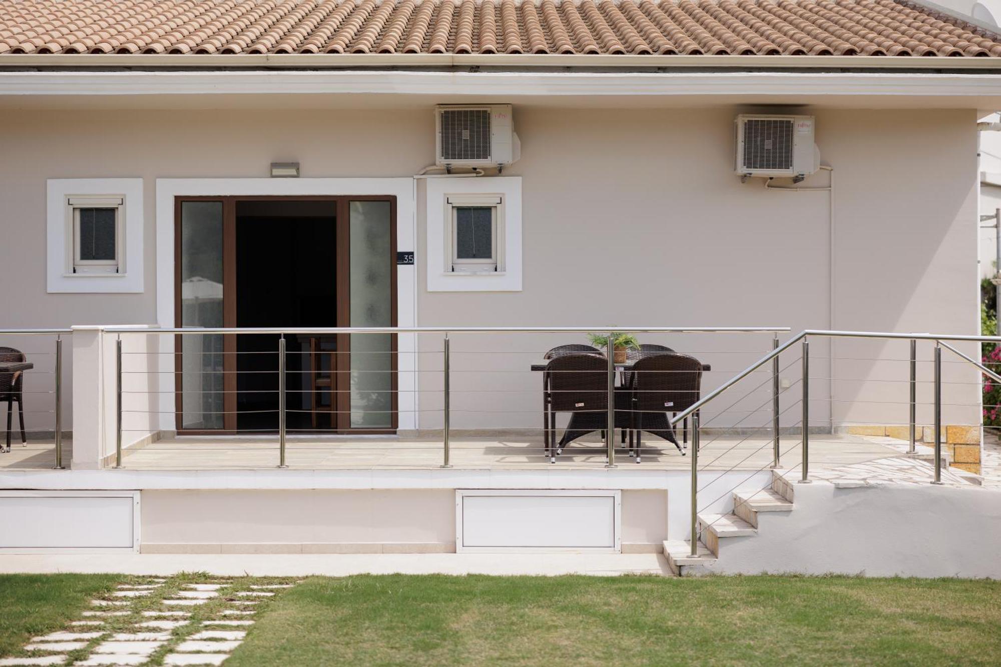 Santos Luxury Apartments Дасия Екстериор снимка