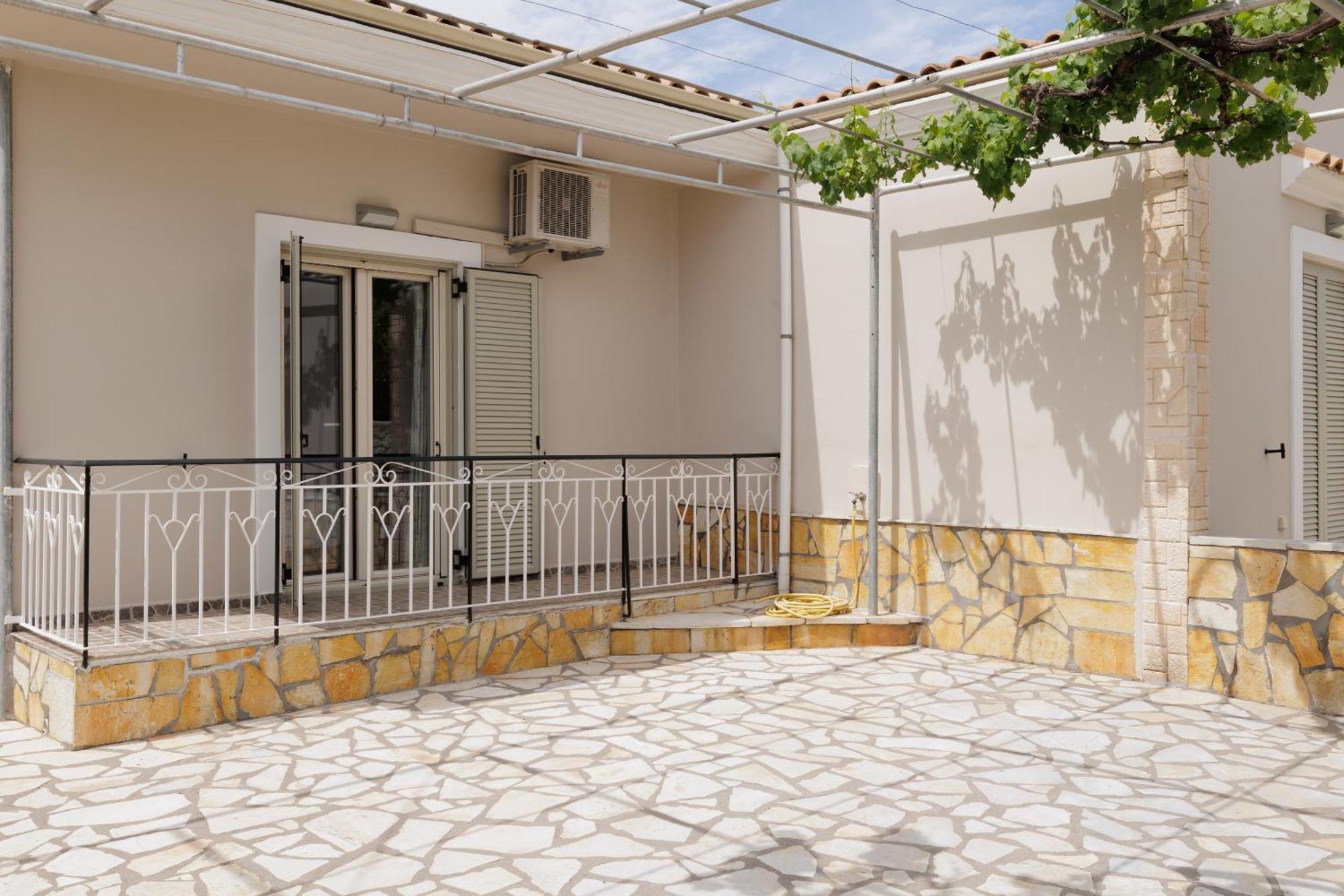 Santos Luxury Apartments Дасия Екстериор снимка